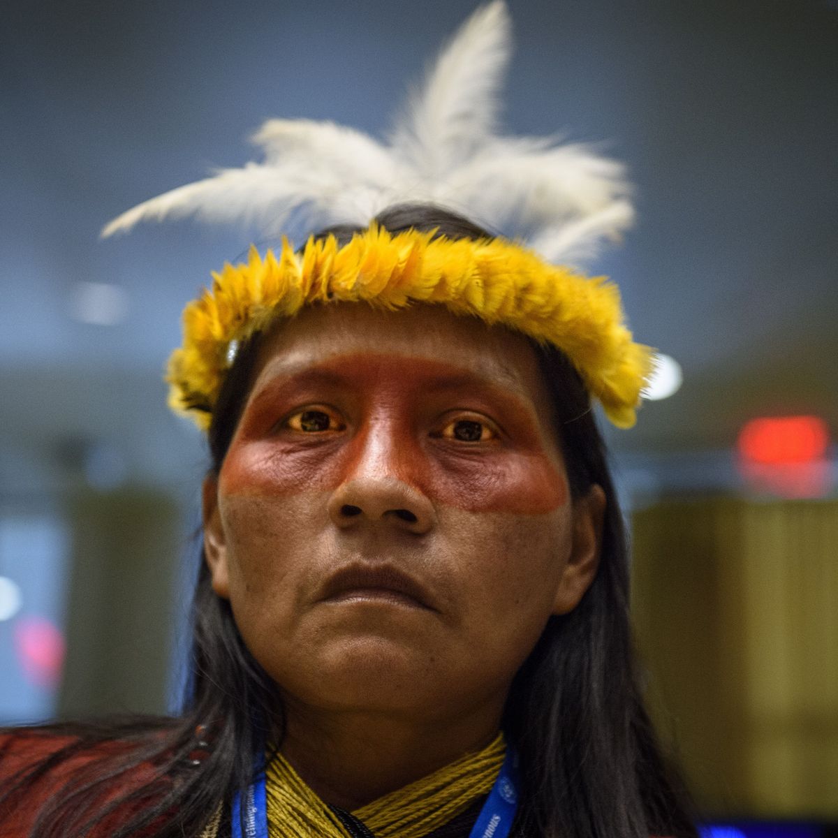 Ein Teilnehmer bei der Eröffnung der achtzehnten inhaltlichen Sitzung des Ständigen Forums für indigene Fragen.
